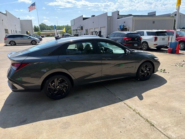 Nuevos HYUNDAI ELANTRA à Estados chez autogozo
