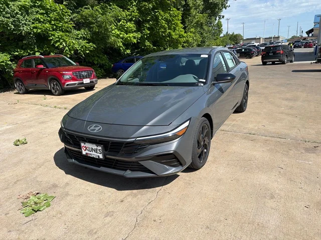Nuevos HYUNDAI ELANTRA à Estados chez autogozo