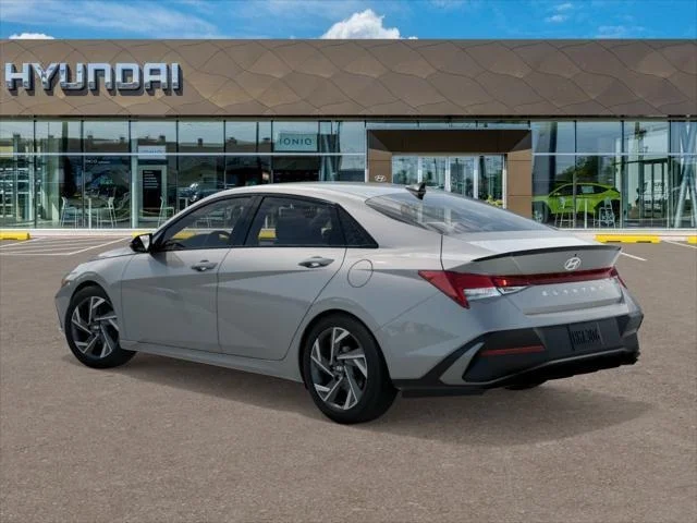 Nuevos HYUNDAI ELANTRA at Tustin Hyundai in Tustin   