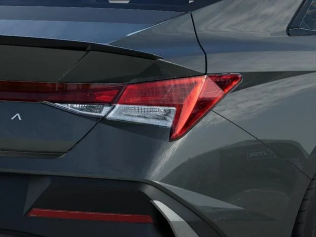 Nuevos HYUNDAI ELANTRA at Tustin Hyundai in Tustin   