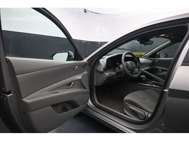 SEMINUEVOS HYUNDAI Elantra a Estados en autogozo