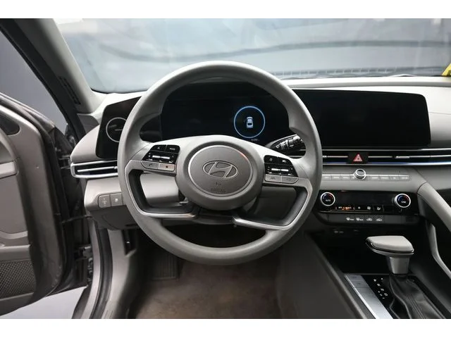 SEMINUEVOS HYUNDAI Elantra a Estados en autogozo