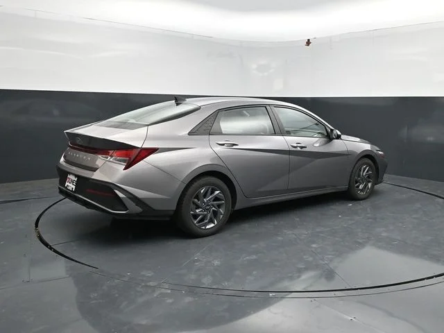SEMINUEVOS HYUNDAI Elantra a Estados en autogozo