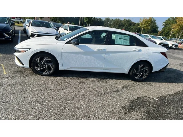 Nuevos HYUNDAI ELANTRA at Gainesville Hyundai in Gainesville