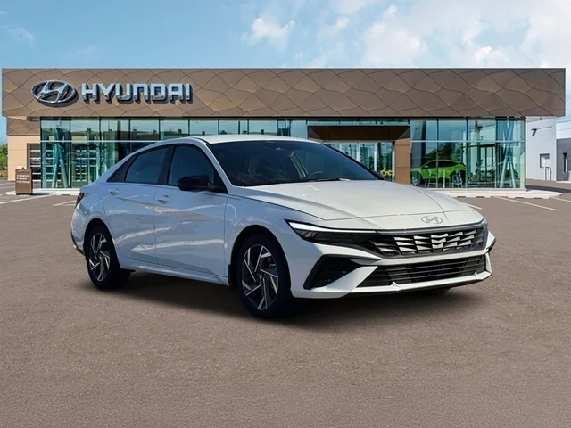 Nuevos HYUNDAI ELANTRA HYBRID at Tustin Hyundai in Tustin   