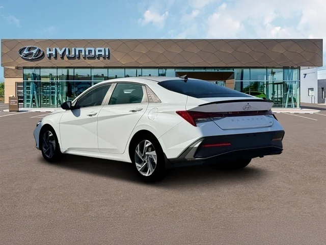 Nuevos HYUNDAI ELANTRA HYBRID at Tustin Hyundai in Tustin   