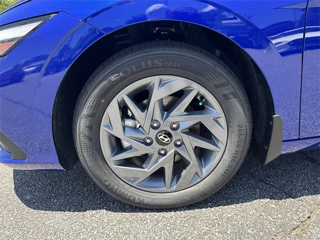 Nuevos HYUNDAI ELANTRA HYBRID at Gainesville Hyundai in Gainesville