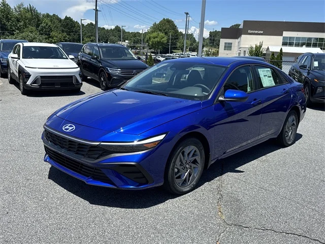 Nuevos HYUNDAI ELANTRA HYBRID at Gainesville Hyundai in Gainesville