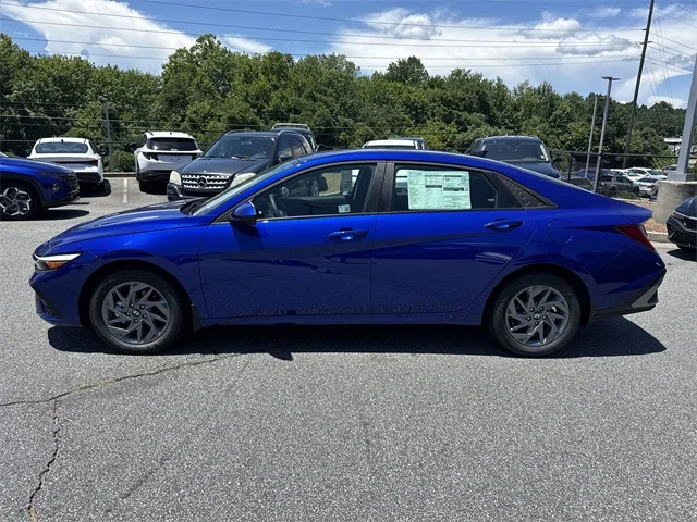 Nuevos HYUNDAI ELANTRA HYBRID at Gainesville Hyundai in Gainesville