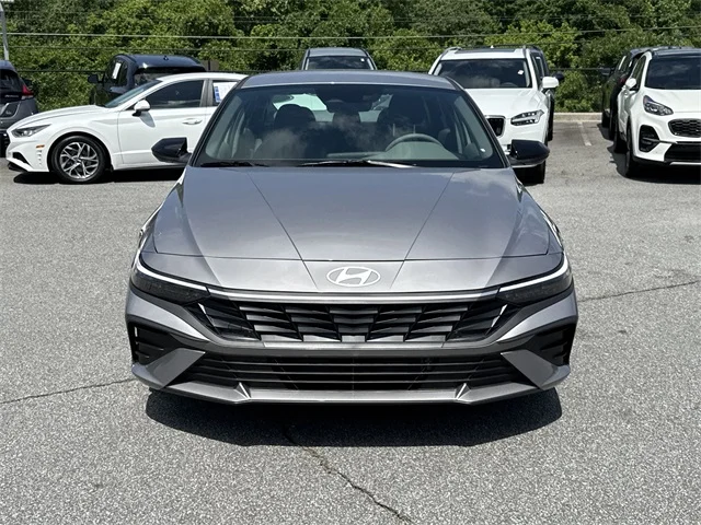 Nuevos HYUNDAI ELANTRA HYBRID at Gainesville Hyundai in Gainesville