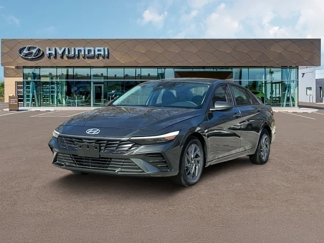 Nuevos HYUNDAI ELANTRA HYBRID at Tustin Hyundai in Tustin   