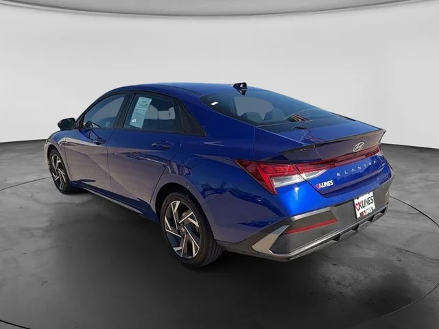 Nuevos HYUNDAI ELANTRA HYBRID à Estados chez autogozo