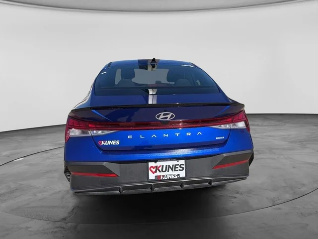 Nuevos HYUNDAI ELANTRA HYBRID à Estados chez autogozo