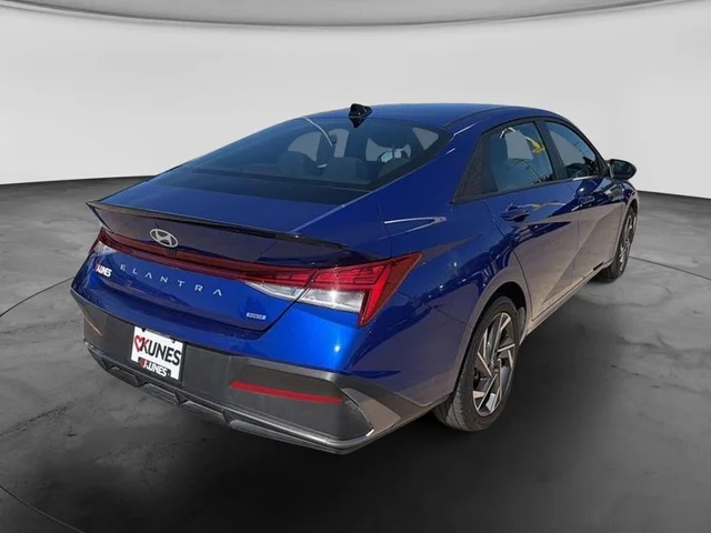Nuevos HYUNDAI ELANTRA HYBRID à Estados chez autogozo