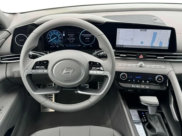 Nuevos HYUNDAI ELANTRA HYBRID at Tustin Hyundai in Tustin   