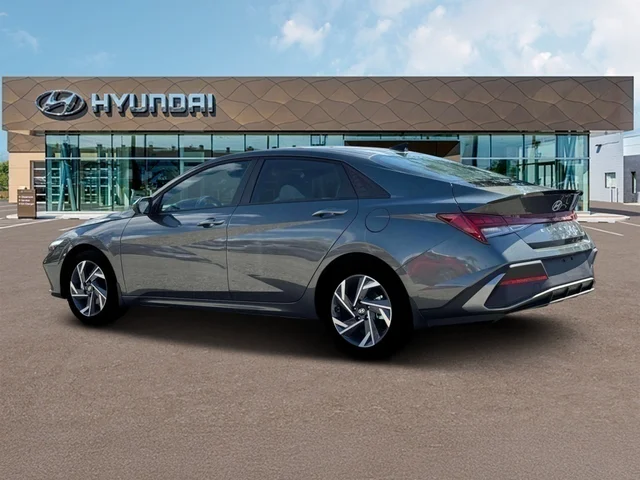 Nuevos HYUNDAI ELANTRA HYBRID at Tustin Hyundai in Tustin   