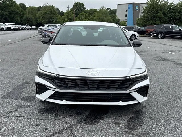 Nuevos HYUNDAI ELANTRA HYBRID at Gainesville Hyundai in Gainesville