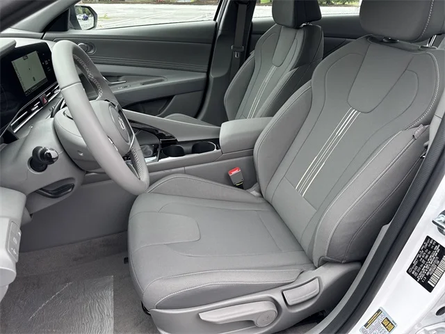 Nuevos HYUNDAI ELANTRA HYBRID at Gainesville Hyundai in Gainesville