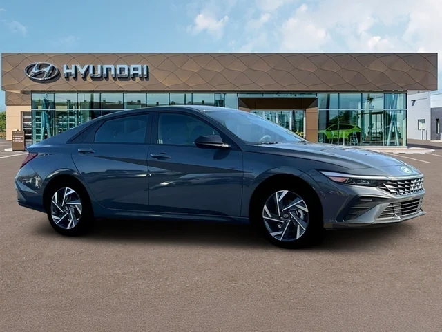 Nuevos HYUNDAI ELANTRA HYBRID at Tustin Hyundai in Tustin   