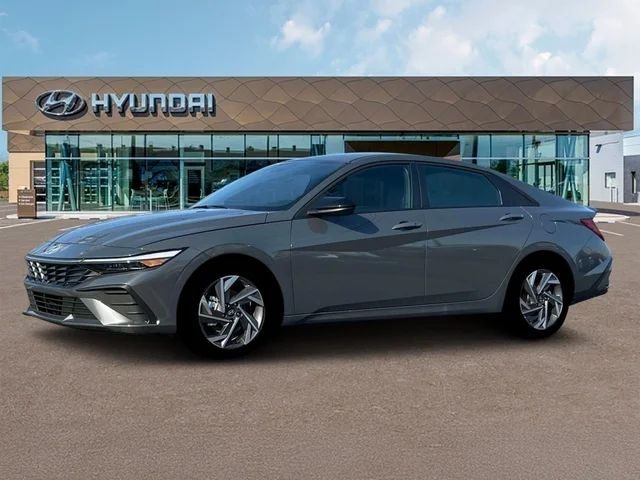 Nuevos HYUNDAI ELANTRA HYBRID at Tustin Hyundai in Tustin   