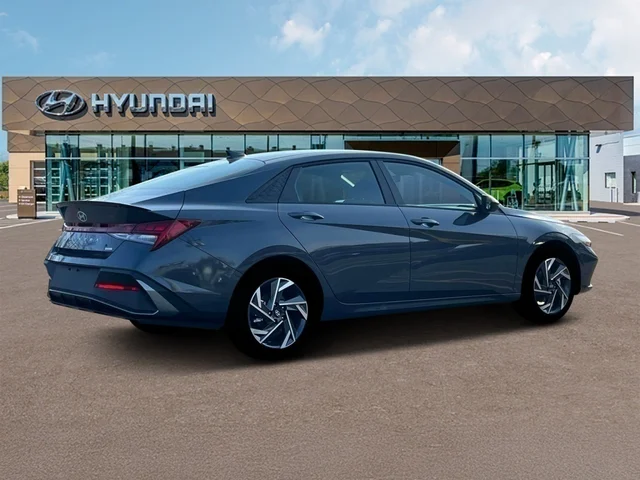 Nuevos HYUNDAI ELANTRA HYBRID at Tustin Hyundai in Tustin   
