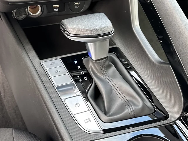 Nuevos HYUNDAI ELANTRA HYBRID at Gainesville Hyundai in Gainesville