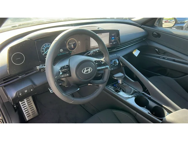 Nuevos HYUNDAI ELANTRA HYBRID at Gainesville Hyundai in Gainesville