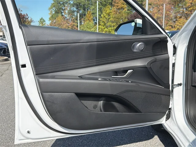 Nuevos HYUNDAI ELANTRA HYBRID at Gainesville Hyundai in Gainesville