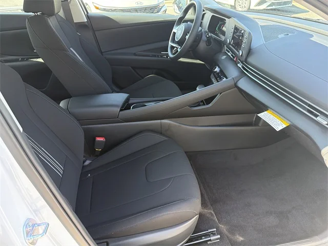 Nuevos HYUNDAI ELANTRA HYBRID at Gainesville Hyundai in Gainesville