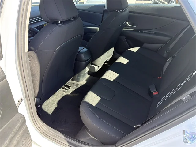 Nuevos HYUNDAI ELANTRA HYBRID at Gainesville Hyundai in Gainesville