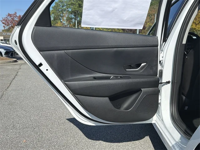 Nuevos HYUNDAI ELANTRA HYBRID at Gainesville Hyundai in Gainesville