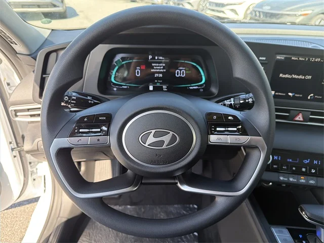 Nuevos HYUNDAI ELANTRA HYBRID at Gainesville Hyundai in Gainesville