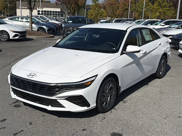Nuevos HYUNDAI ELANTRA HYBRID at Gainesville Hyundai in Gainesville
