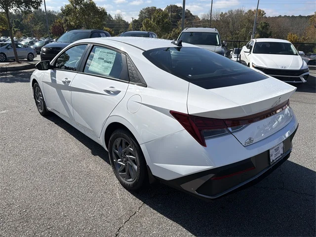 Nuevos HYUNDAI ELANTRA HYBRID at Gainesville Hyundai in Gainesville