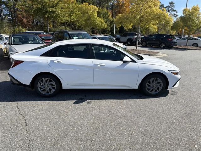 Nuevos HYUNDAI ELANTRA HYBRID at Gainesville Hyundai in Gainesville