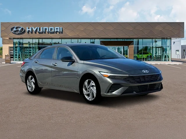 Nuevos HYUNDAI ELANTRA HYBRID at Tustin Hyundai in Tustin   