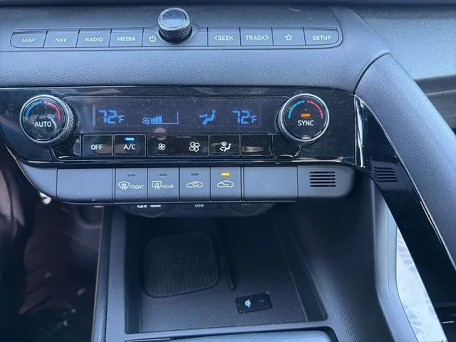 Nuevos HYUNDAI ELANTRA HYBRID à Estados chez autogozo