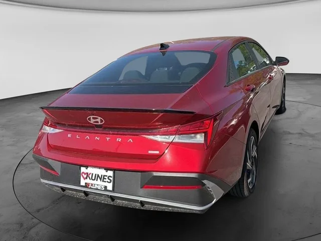 Nuevos HYUNDAI ELANTRA HYBRID à Estados chez autogozo