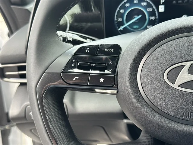 Nuevos HYUNDAI ELANTRA HYBRID at Gainesville Hyundai in Gainesville