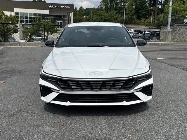 Nuevos HYUNDAI ELANTRA HYBRID at Gainesville Hyundai in Gainesville