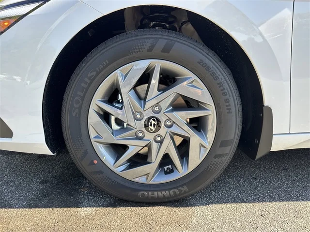 Nuevos HYUNDAI ELANTRA HYBRID at Gainesville Hyundai in Gainesville