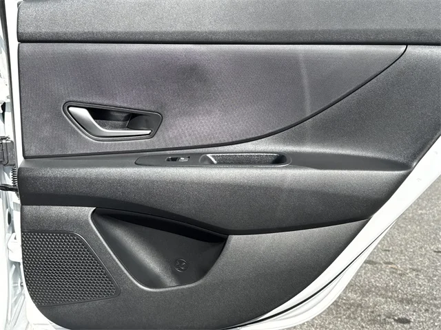 Nuevos HYUNDAI ELANTRA HYBRID at Gainesville Hyundai in Gainesville