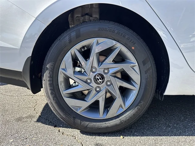 Nuevos HYUNDAI ELANTRA HYBRID at Gainesville Hyundai in Gainesville