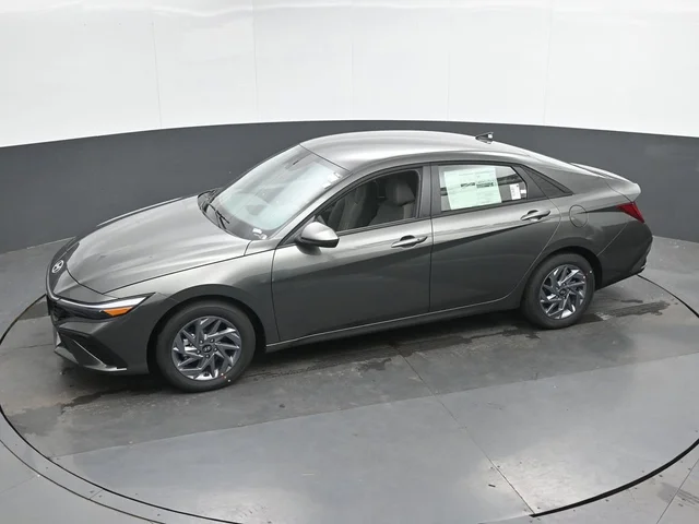 Nuevos HYUNDAI ELANTRA HYBRID à Estados chez autogozo
