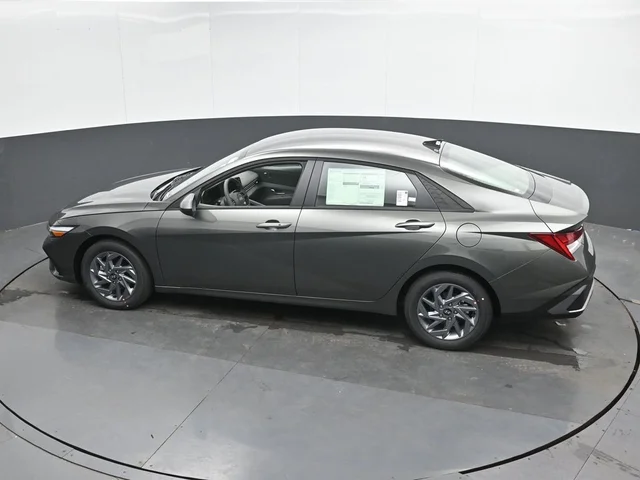 Nuevos HYUNDAI ELANTRA HYBRID à Estados chez autogozo