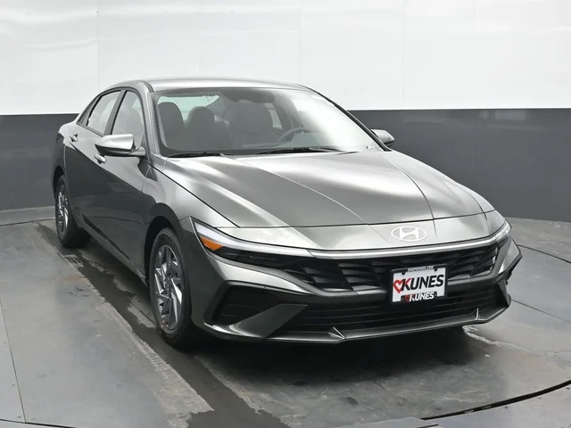 Nuevos HYUNDAI ELANTRA HYBRID à Estados chez autogozo