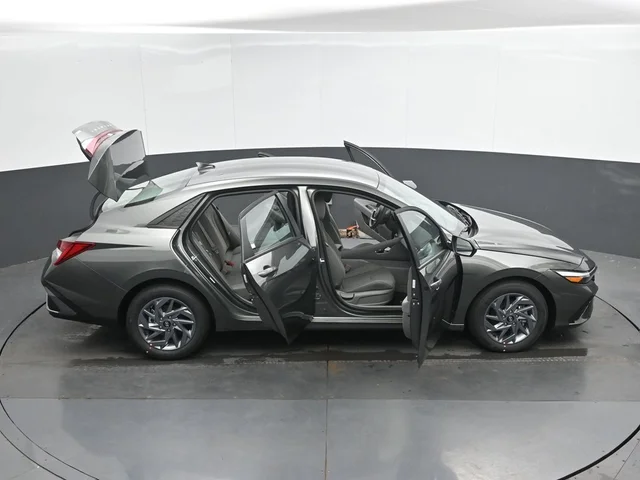 Nuevos HYUNDAI ELANTRA HYBRID à Estados chez autogozo