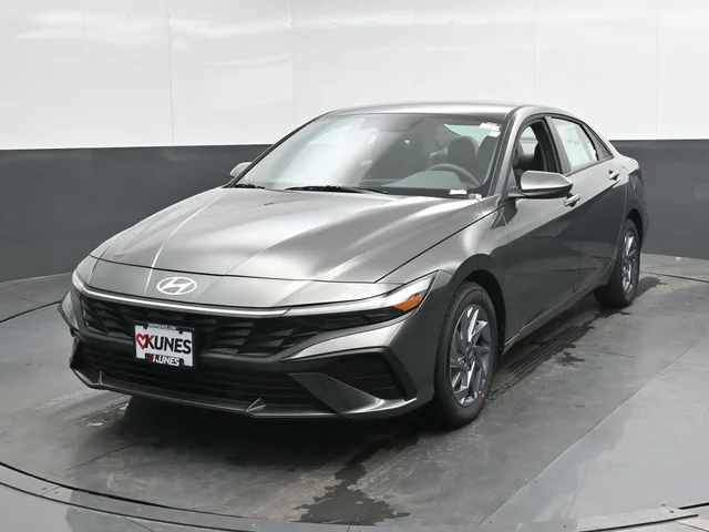 Nuevos HYUNDAI ELANTRA HYBRID à Estados chez autogozo