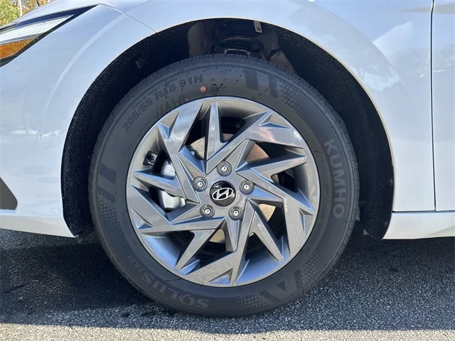 Nuevos HYUNDAI ELANTRA HYBRID at Gainesville Hyundai in Gainesville