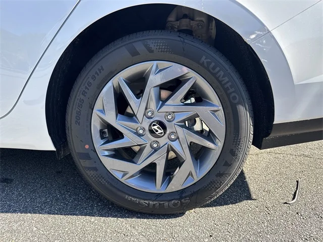 Nuevos HYUNDAI ELANTRA HYBRID at Gainesville Hyundai in Gainesville